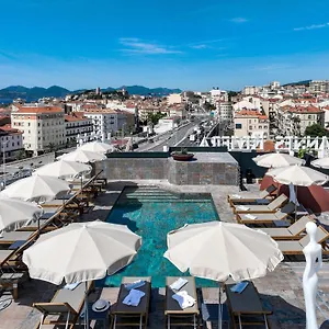 Отель Western Riviera ****