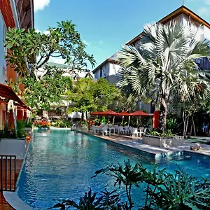 Отель Harris & Residences Sunset Road ****