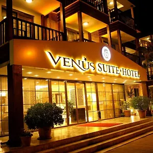 Отель Venus ***
